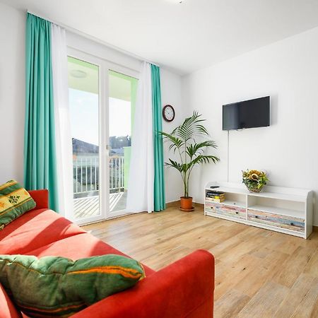 Andrea House With Apartments ウマグ エクステリア 写真