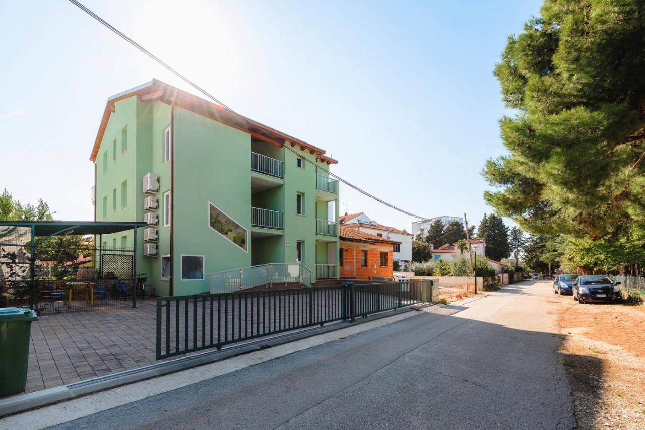 Andrea House With Apartments ウマグ エクステリア 写真