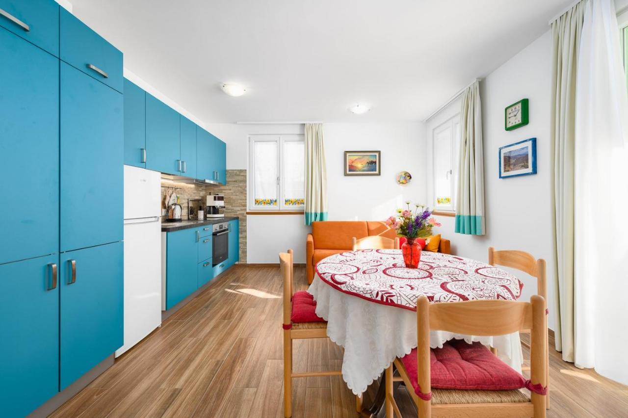 Andrea House With Apartments ウマグ エクステリア 写真