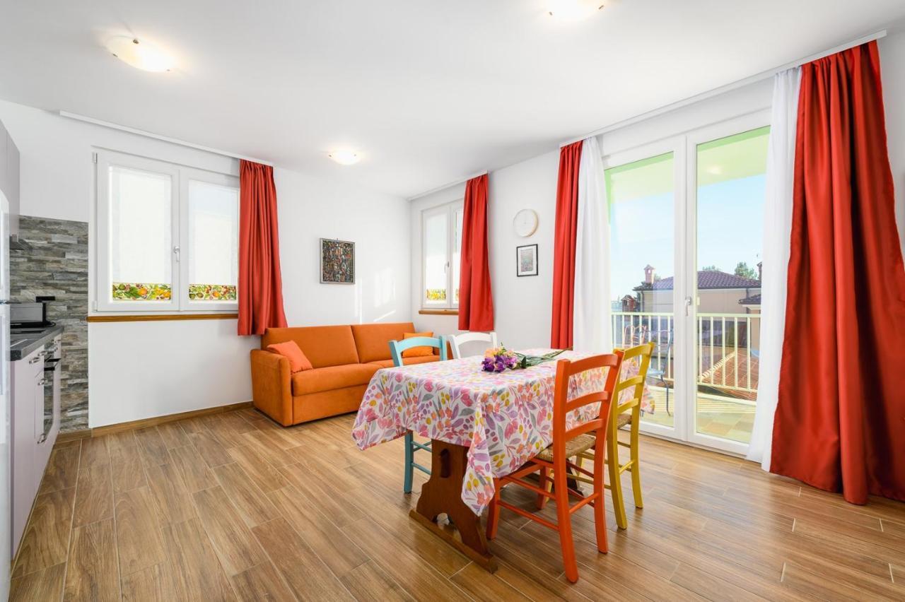 Andrea House With Apartments ウマグ エクステリア 写真