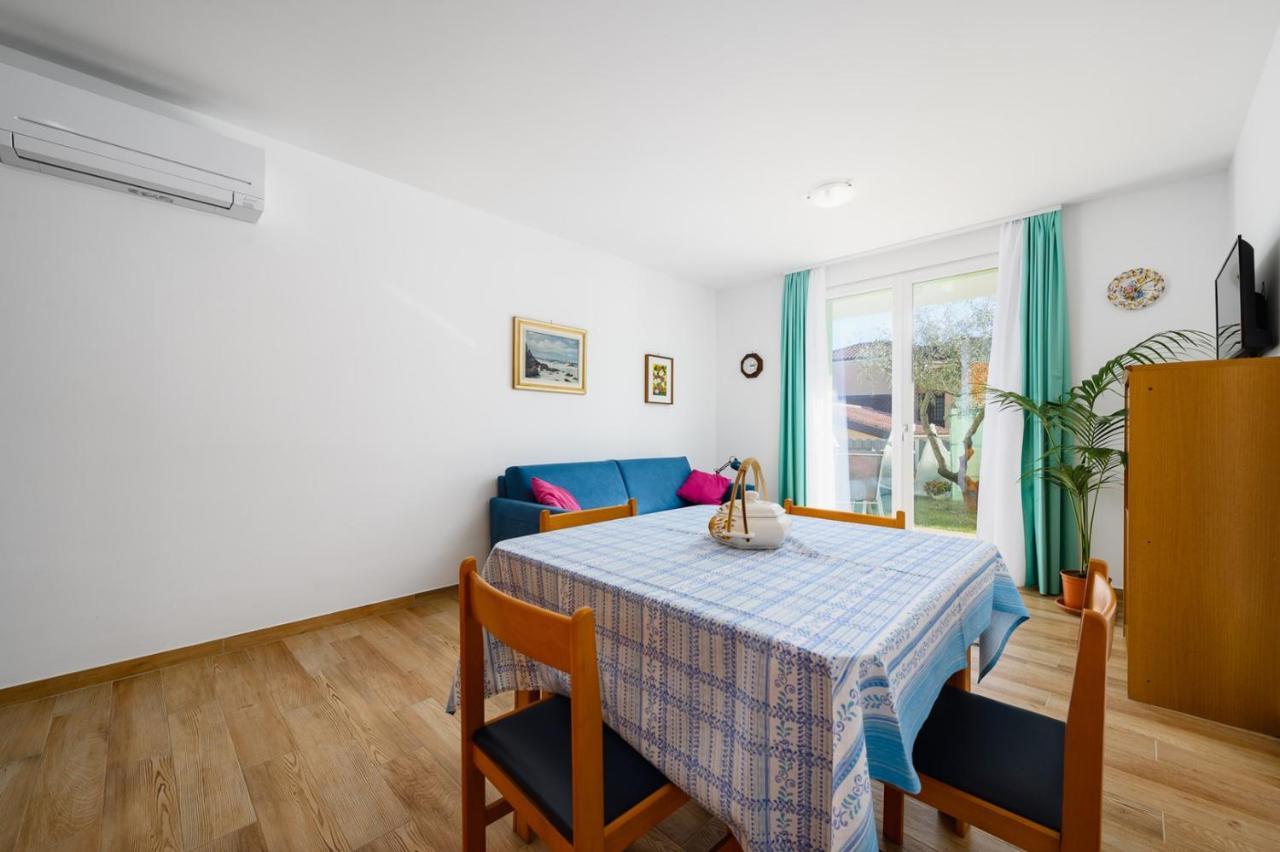 Andrea House With Apartments ウマグ エクステリア 写真