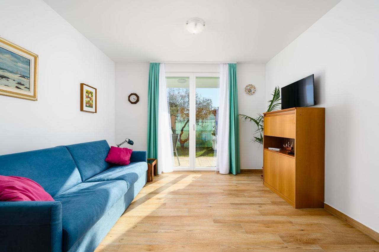 Andrea House With Apartments ウマグ エクステリア 写真