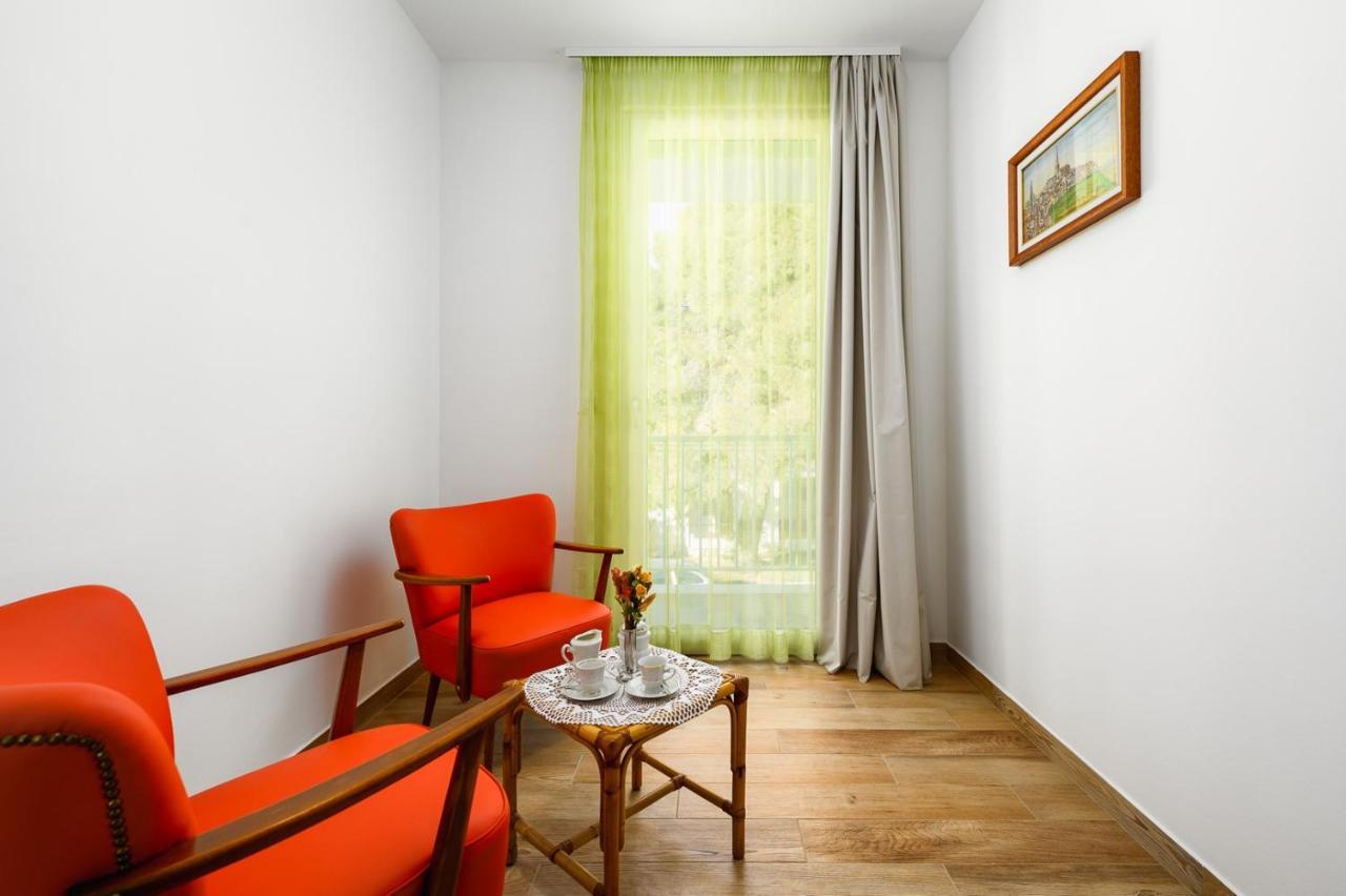 Andrea House With Apartments ウマグ エクステリア 写真