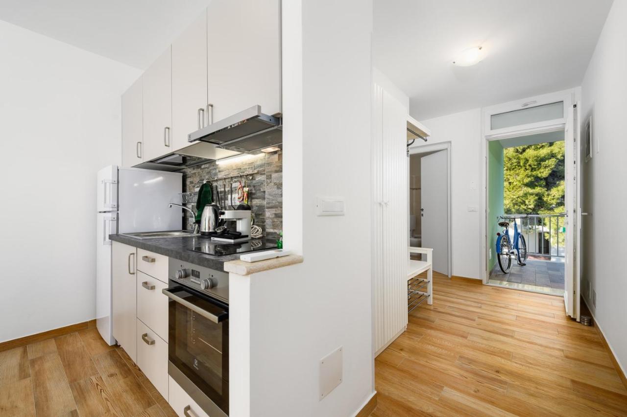 Andrea House With Apartments ウマグ エクステリア 写真