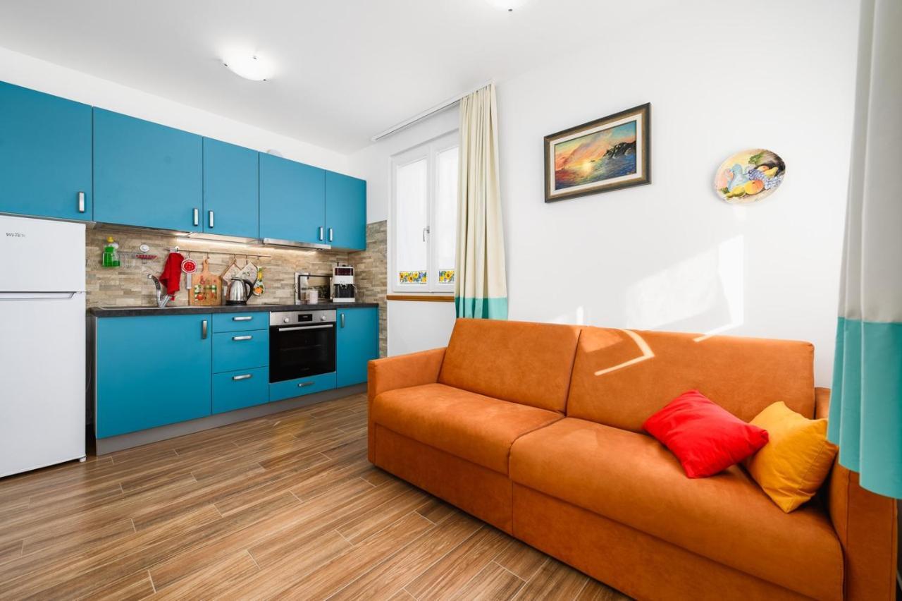 Andrea House With Apartments ウマグ エクステリア 写真