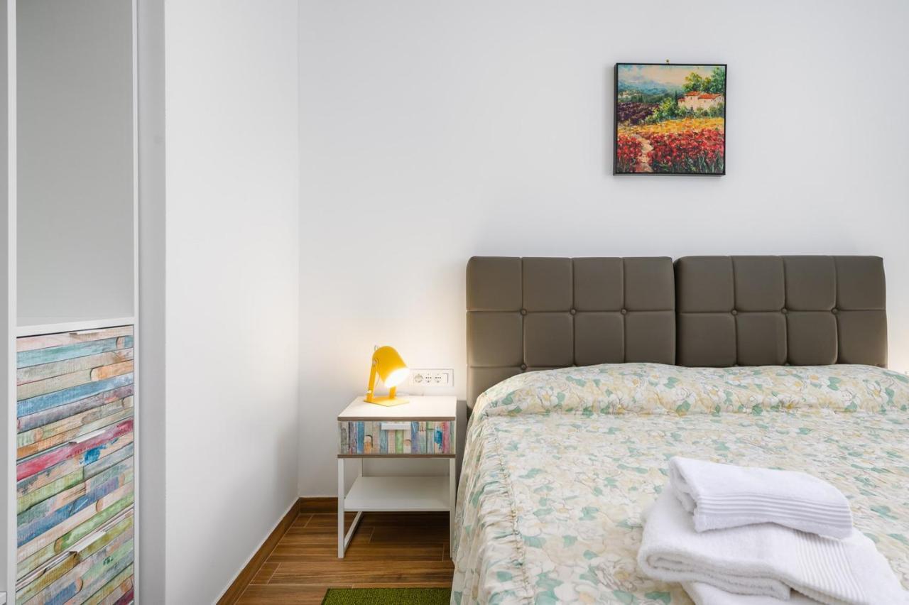 Andrea House With Apartments ウマグ エクステリア 写真