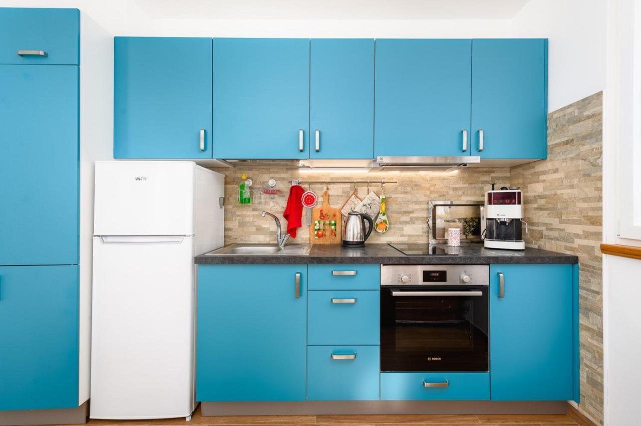 Andrea House With Apartments ウマグ エクステリア 写真