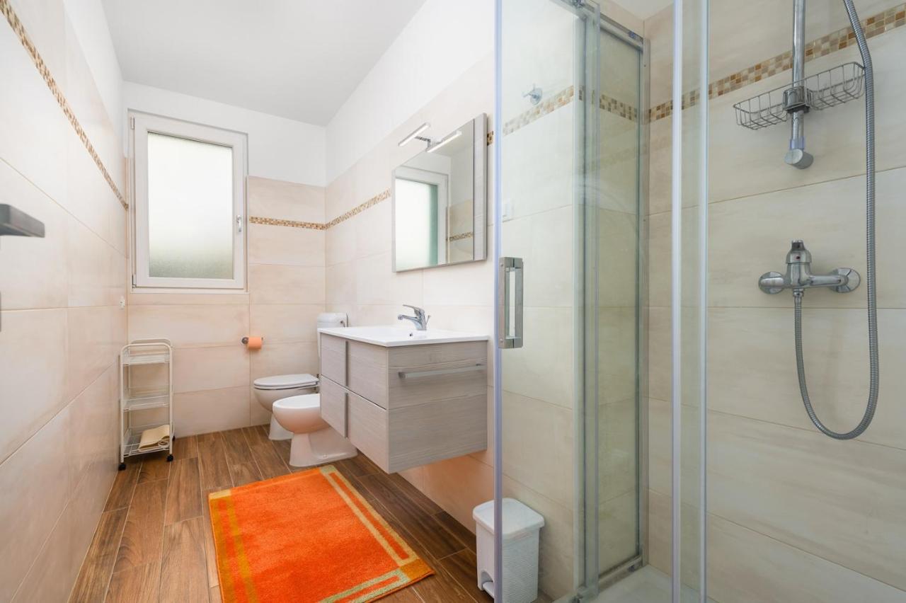 Andrea House With Apartments ウマグ エクステリア 写真