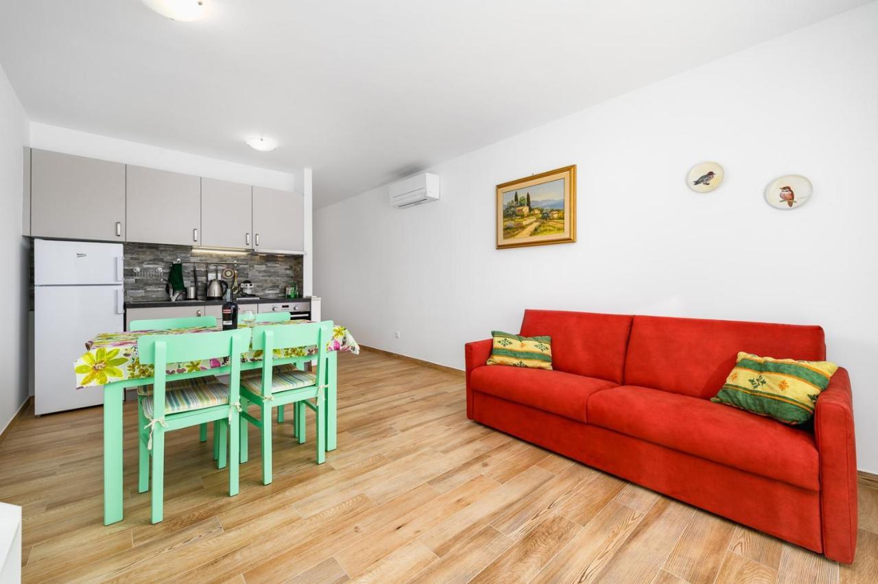 Andrea House With Apartments ウマグ エクステリア 写真